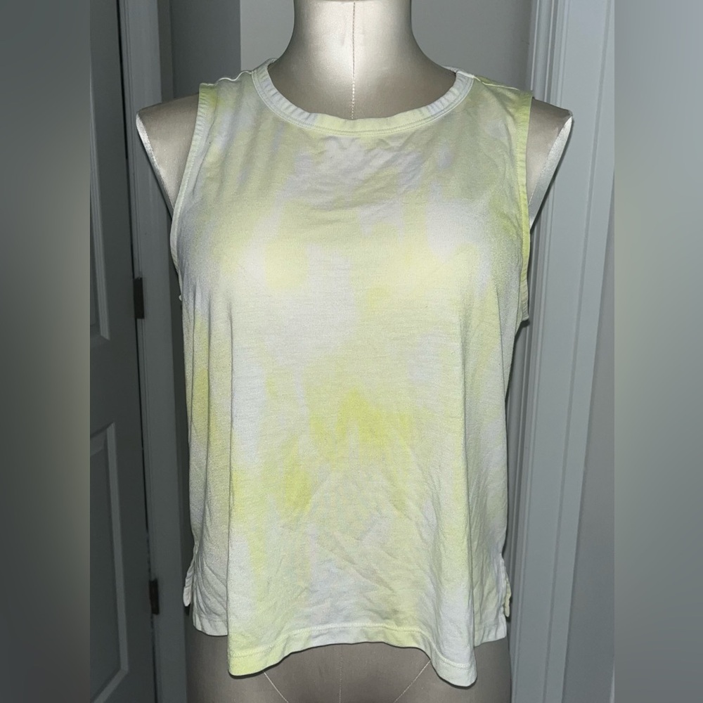 Old Navy Active Tank Top - Soft White and Light Yellow tie dye